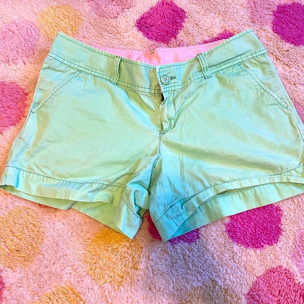 🌴🦩Lilly Pulitzer Callahan Shorts GUC Green, Size 10